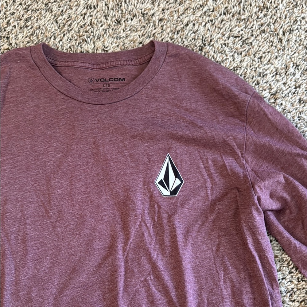 Volcom Men's Maroon T-Shirt